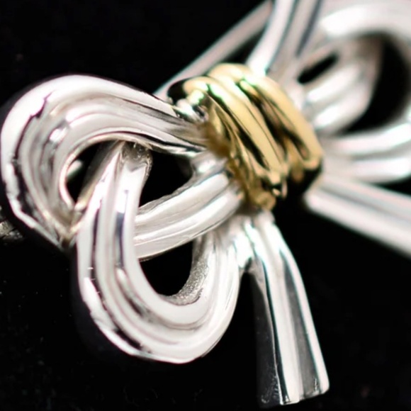 Tiffany & Co Gorgeous Silver 18K Gold Ribbon Bow Brooch Pin - Picture 3 of 4